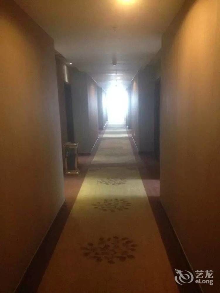 Chengdu Xiang Yu Hotel Екстериор снимка